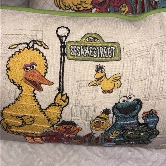 2 Brand New Sesame Street Character Throw Pillows Set Zip with Green Trim - Picture 3 of 9